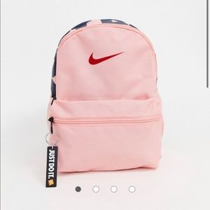 🚫SOLD🚫Nike mini backpack